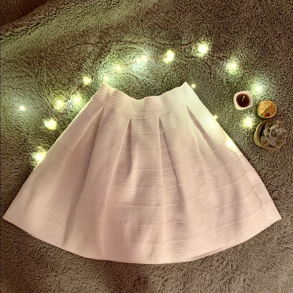 express pleated white skater skirt